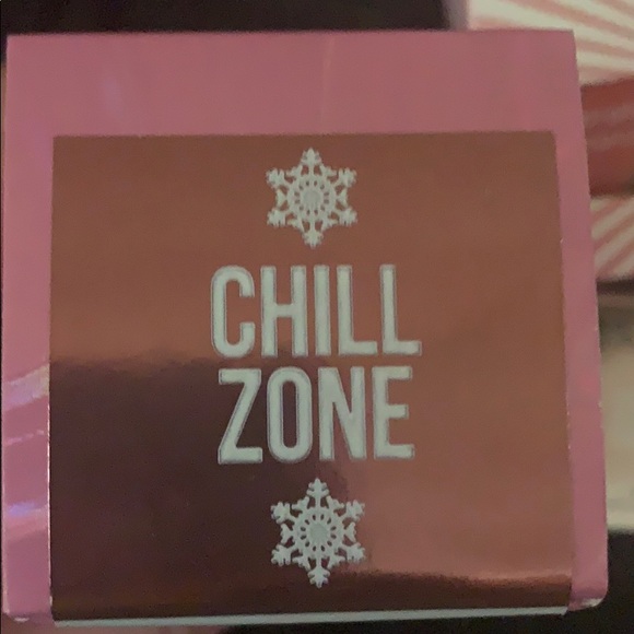 Makeup bundle - Picture 2 of 2